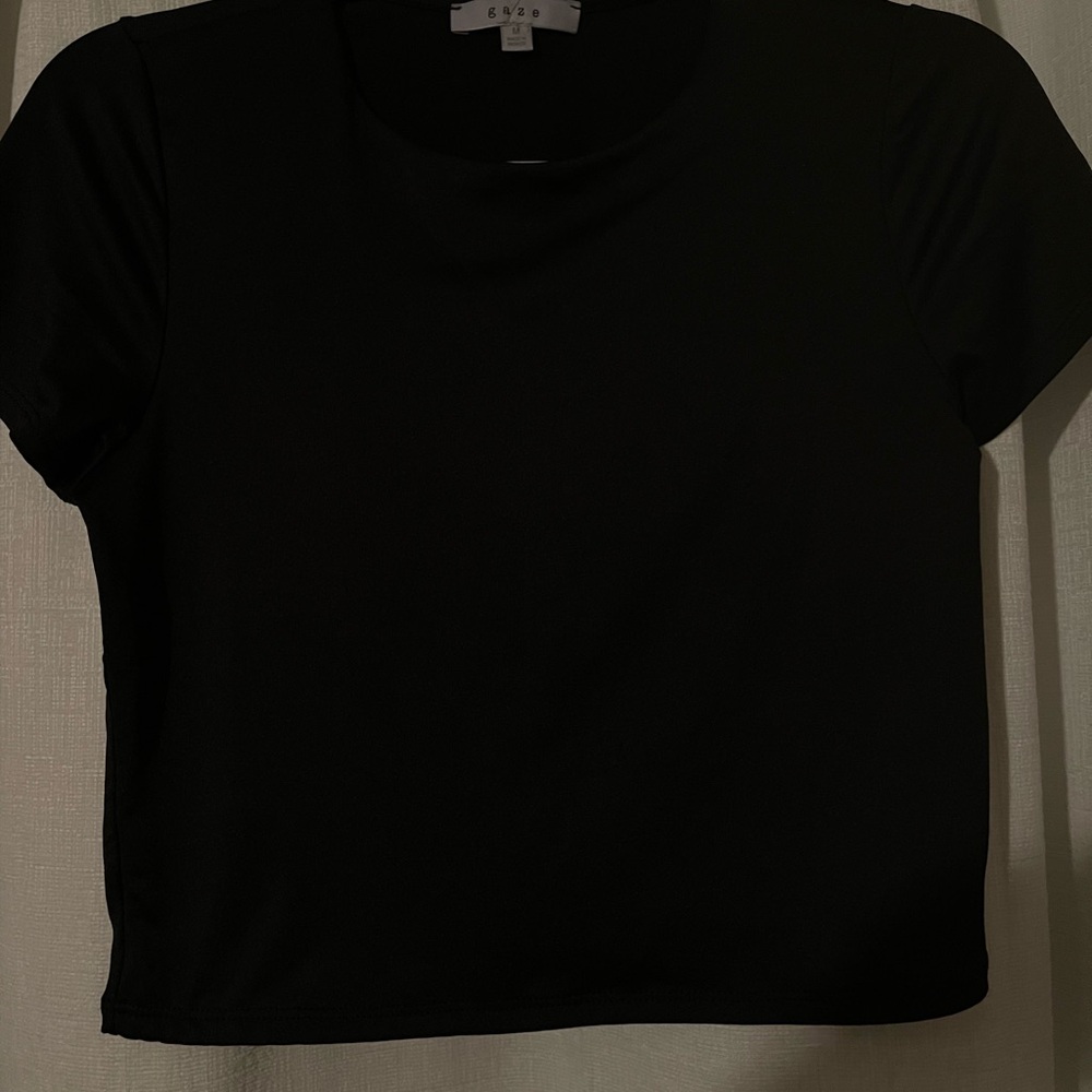 Gaze Black Crop Top
